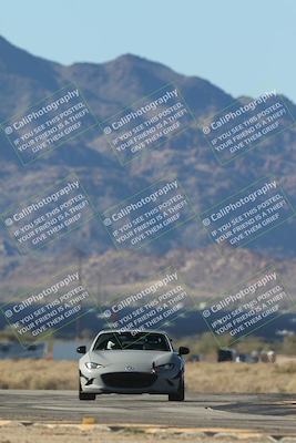 media/Nov-23-2025-Speed Ventures (Sun) [[88f20b6e61]]/6-Yellow Group/Session 1 (Turns 16 and 17 Exit)/